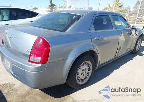 2007 Chrysler 300 from USA, damaged, VIN 2C3KA43R27H699729